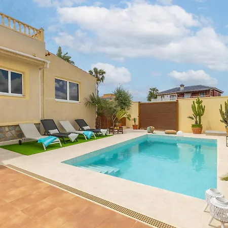 Fidalsa Coastal Soul Villa *