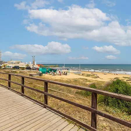 Дом отдыха Fidalsa Coastal Soul Торевьиа